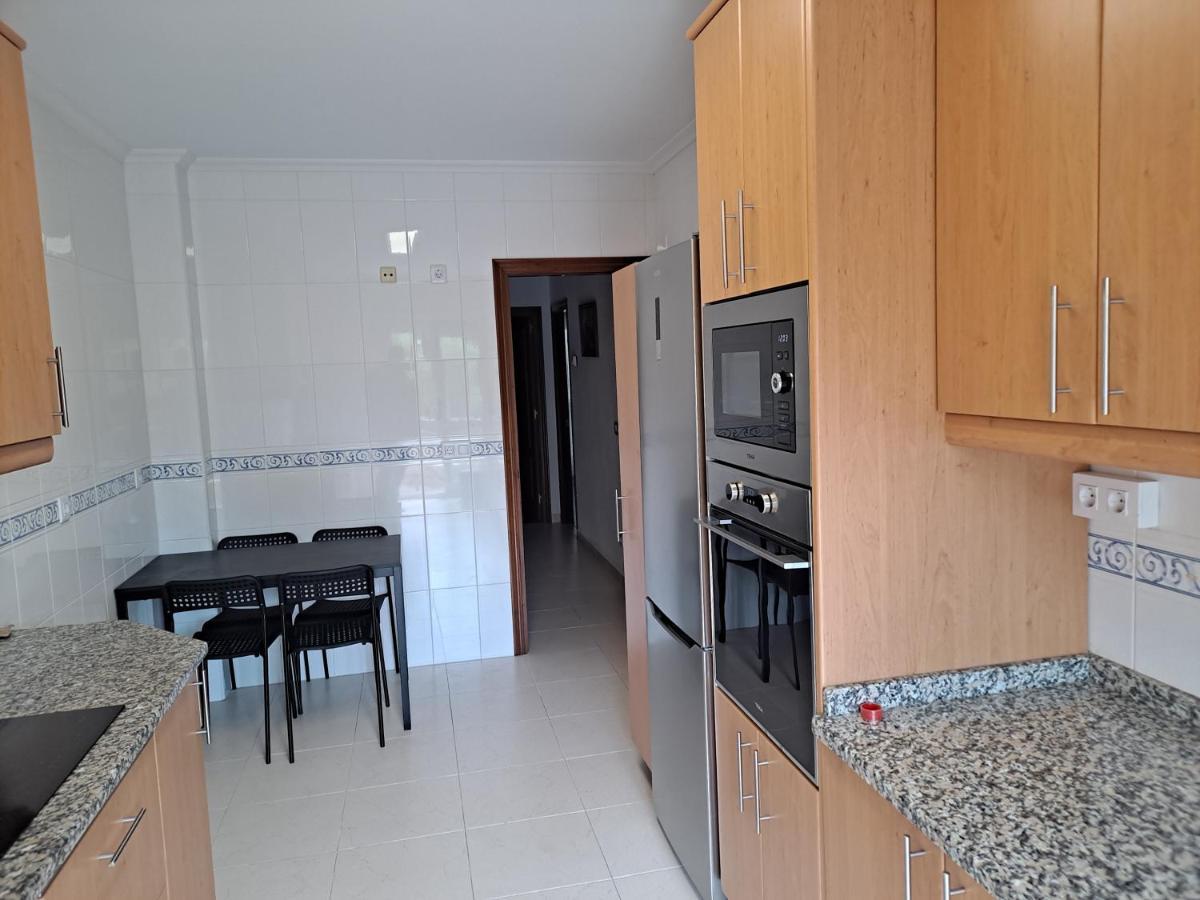 Apartamento Con Vistas, Amplio Y Luminoso Monforte De Lemos Exterior photo